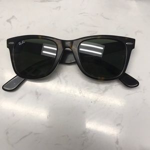 Raybans wayfarer original